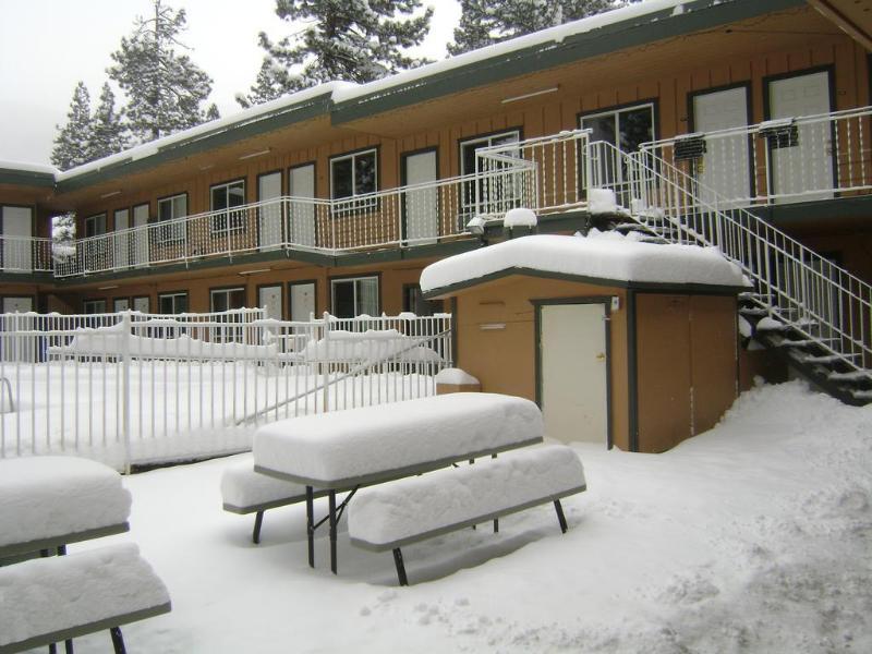 Alpine Inn & Spa South Lake Tahoe Exterior photo